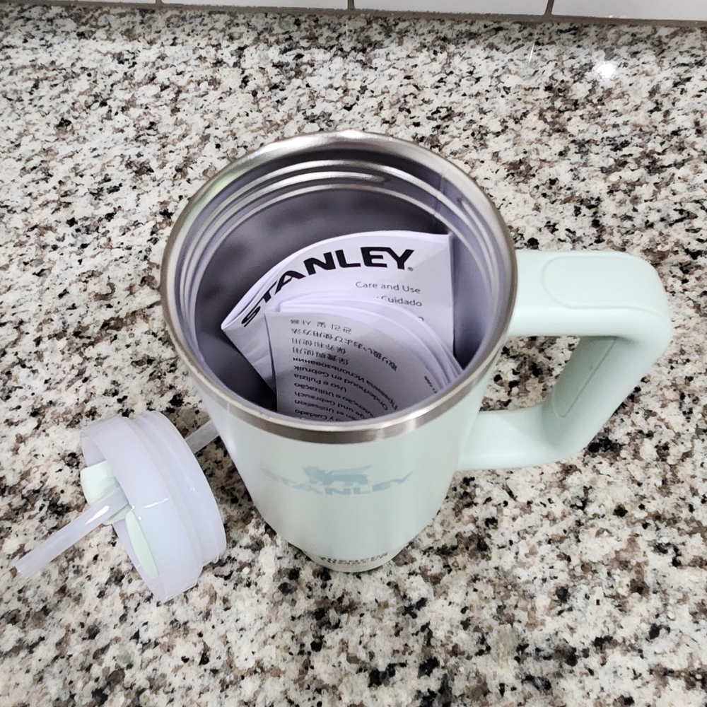 NWT Stanley 30 oz Quencher in Mist - Picture 4 of 7